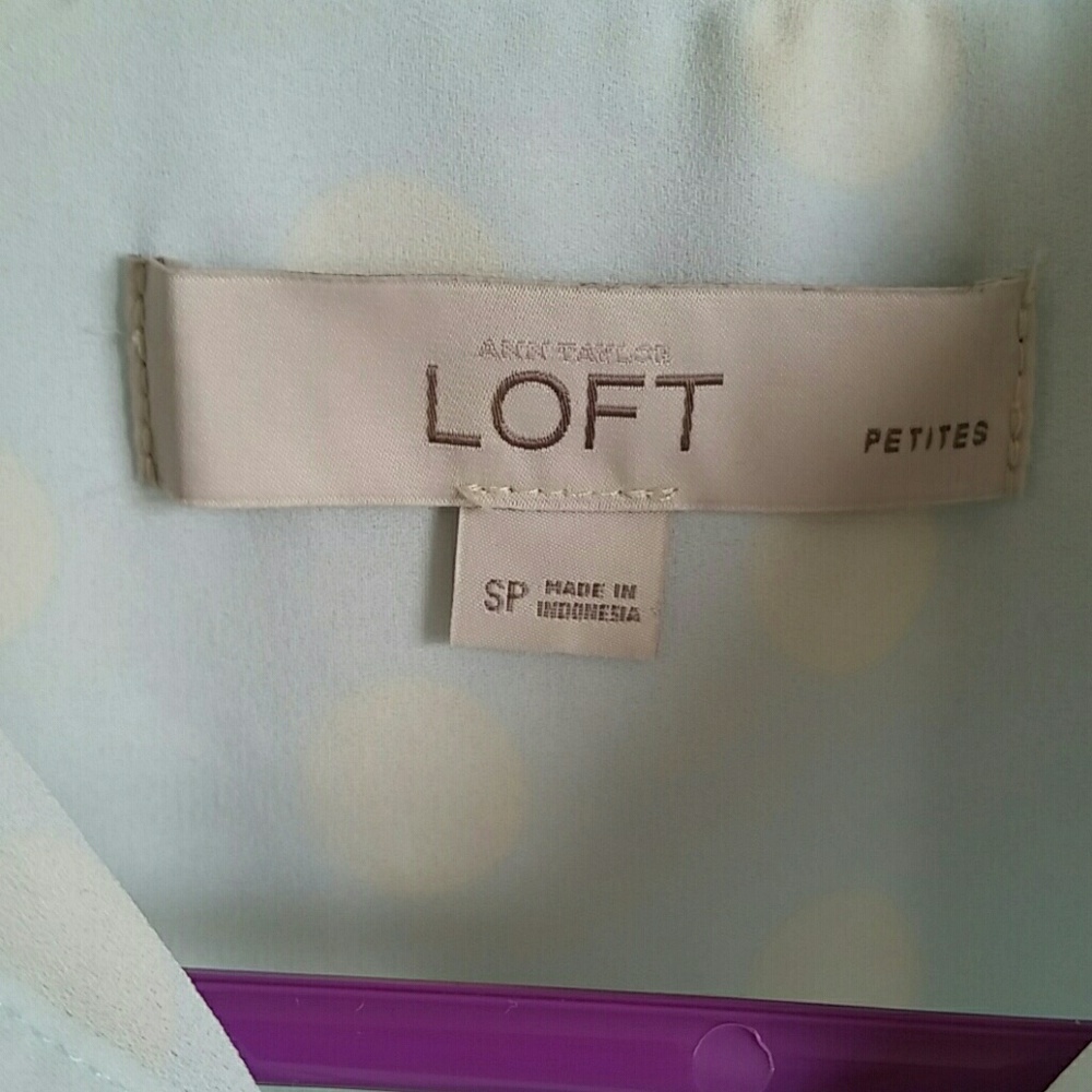 Button up top - Picture 3 of 3